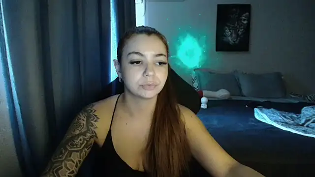 HotRuiva online show from February 26, 7:49 pm