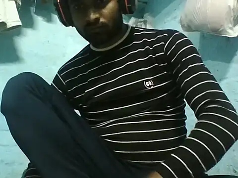 Snapshot of sexyshivamhot chatting on November 4, 8:41 pm sexyshivamhot online show from November 4, 8:41 pm