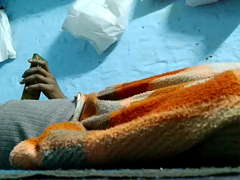 Snapshot of sexyshivamhot chatting on February 24, 8:18 pm sexyshivamhot online show from February 24, 8:18 pm