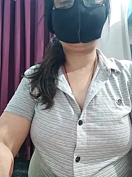 Aishwaryaa 69 online show from April 18, 2:37 am