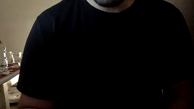 Snapshot of Gladiator_3 chatting on December 8, 2:19 pm Gladiator 3 online show from December 8, 2:19 pm