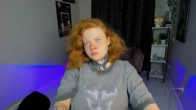 Cassie xKiss online show from September 27, 8:14 pm