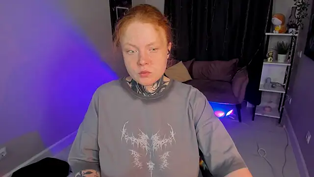 Cassie xKiss online show from September 30, 8:25 pm