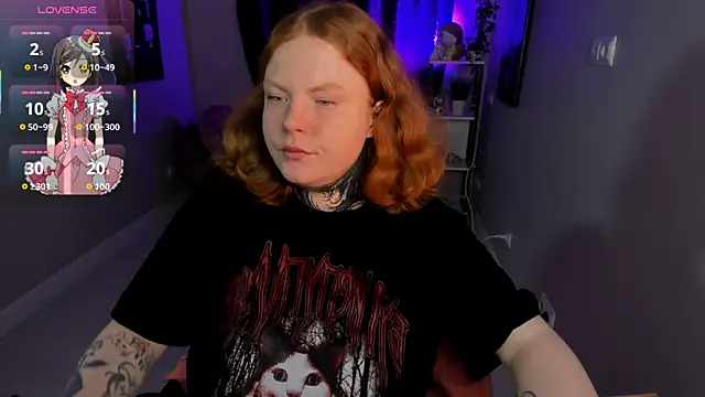 Cassie xKiss online show from October 10, 8:30 pm