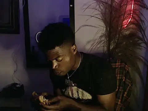 elnigga21 online show from April 13, 3:28 pm