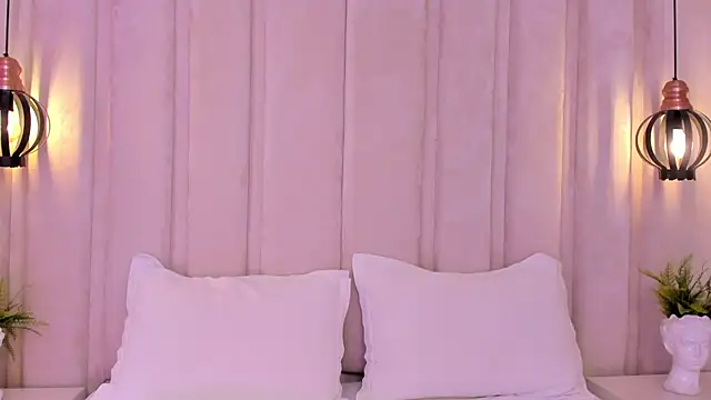 Snapshot of bonniekim_ chatting on February 26, 2:46 pm bonniekim  online show from February 26, 2:46 pm