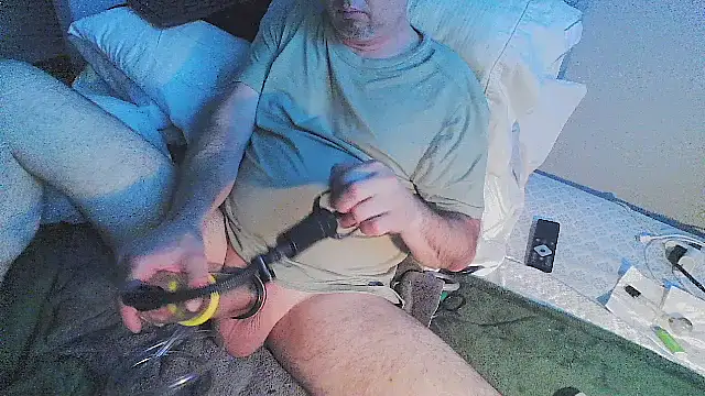 Snapshot of Jacknjimmyjohn chatting on January 8, 11:56 am Jacknjimmyjohn online show from January 8, 11:56 am