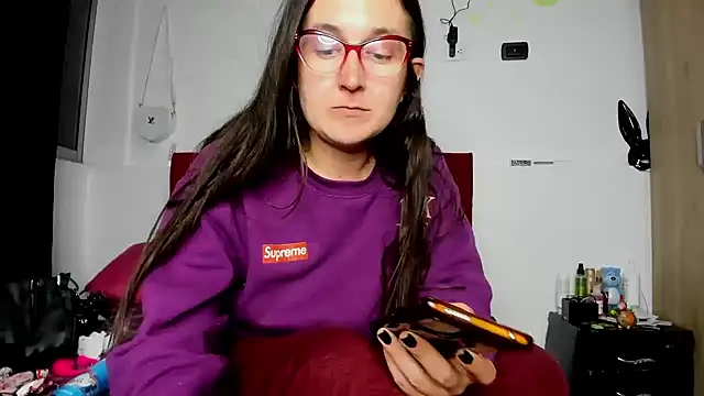 Sweet-Suck69 online show from January 5, 6:56 am