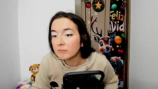 Sweet-Suck69 online show from February 13, 10:00 pm