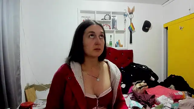 Sweet-Suck69 online show from April 23, 4:35 am