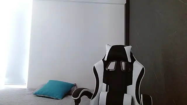 scarleth xue online show from October 17, 3:36 pm