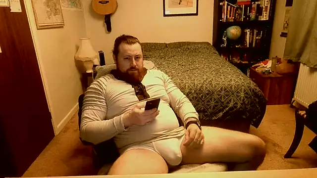 Hairy Guy30 online show from January 16, 11:27 pm