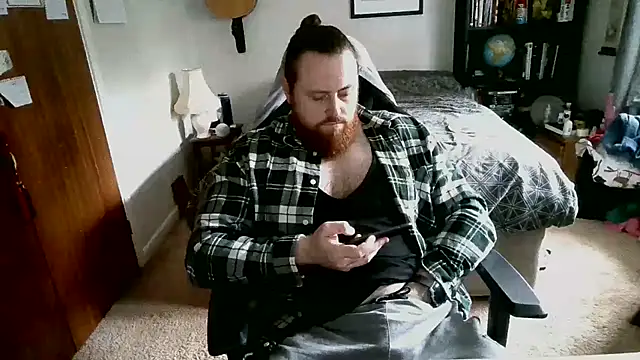 Hairy Guy30 online show from November 10, 1:43 pm