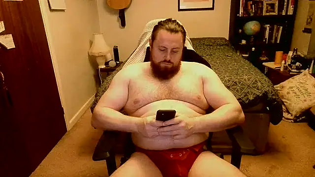 Snapshot of Hairy_Guy30 chatting on May 11, 10:40 pm Hairy Guy30 online show from May 11, 10:40 pm