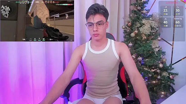 Snapshot of Gerony_ chatting on December 17, 7:50 am Gerony online show from December 17, 7:50 am