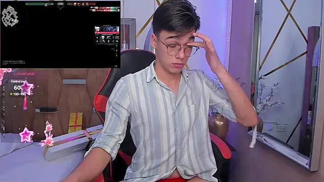 Snapshot of Gerony_ chatting on December 27, 7:40 am Gerony online show from December 27, 7:40 am