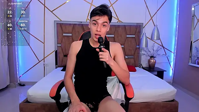 Snapshot of Gerony_ chatting on January 28, 10:56 am Gerony online show from January 28, 10:56 am