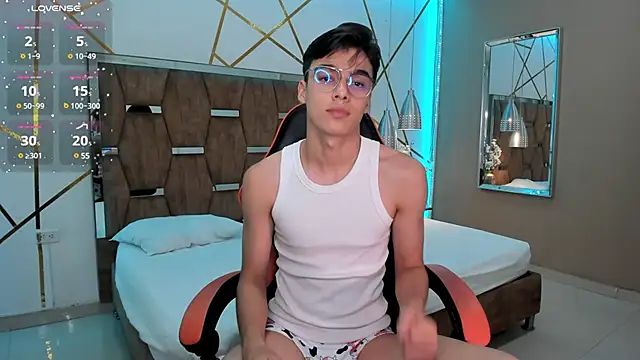 Snapshot of Gerony_ chatting on January 31, 11:13 am Gerony online show from January 31, 11:13 am