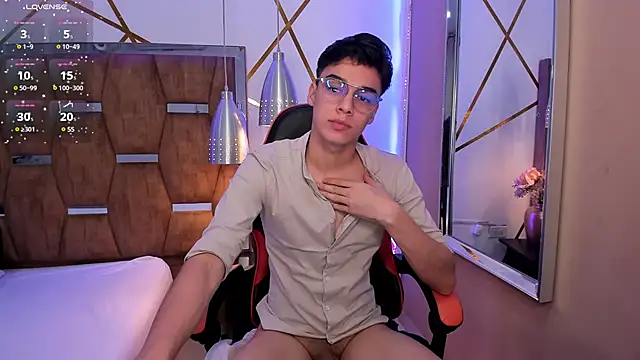 Snapshot of Gerony_ chatting on March 6, 4:52 am Gerony online show from March 6, 4:52 am