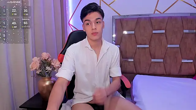 Snapshot of Gerony_ chatting on March 9, 5:33 am Gerony online show from March 9, 5:33 am