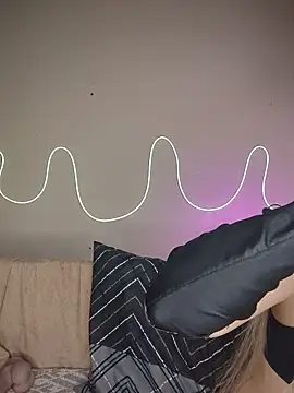 Bunny Sexyy online show from May 28, 11:46 pm