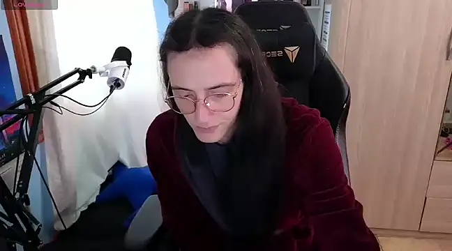 MemiKouki online show from February 1, 1:09 pm