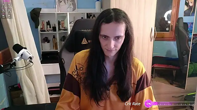 MemiKouki online show from February 22, 9:15 pm