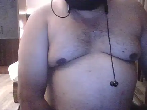 Snapshot of Hunk-Hand6 chatting on October 9, 2:04 pm Hunk-Hand6 online show from October 9, 2:04 pm