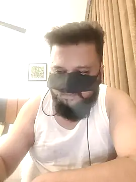 Hunk-Hand6 online show from February 21, 8:21 pm