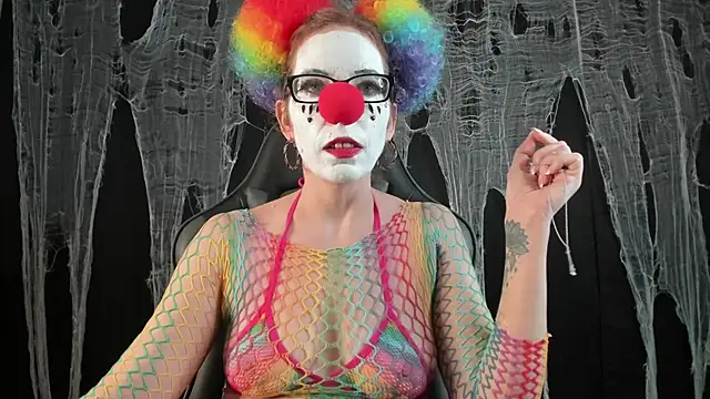 SaraDesirexo online show from October 31, 11:11 am