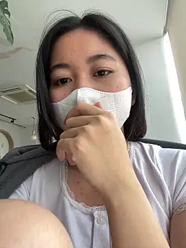 Lami Mi online show from April 4, 6:55 am