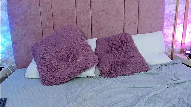 Snapshot of its_liam18 chatting on January 11, 11:56 pm its liam18 online show from January 11, 11:56 pm