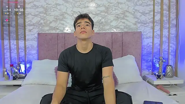 Snapshot of its_liam18 chatting on February 21, 12:27 am its liam18 online show from February 21, 12:27 am