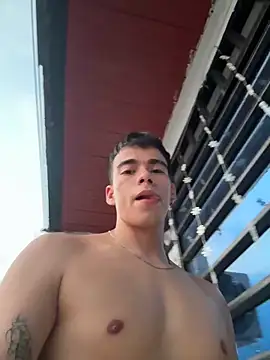 Snapshot of its_liam18 chatting on March 9, 11:14 pm its liam18 online show from March 9, 11:14 pm