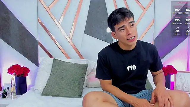 Snapshot of its_liam18 chatting on December 18, 8:59 pm its liam18 online show from December 18, 8:59 pm