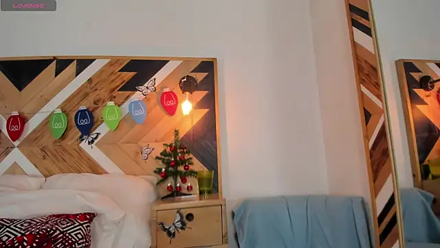 Kathaleiya Ozz online show from December 4, 7:55 pm