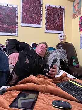 Mic Oxinner online show from April 24, 12:35 am