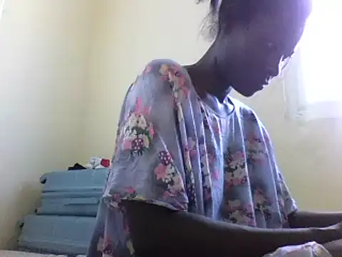 Snapshot of Lovely-edday2 chatting on February 18, 1:44 pm Lovely-edday2 online show from February 18, 1:44 pm