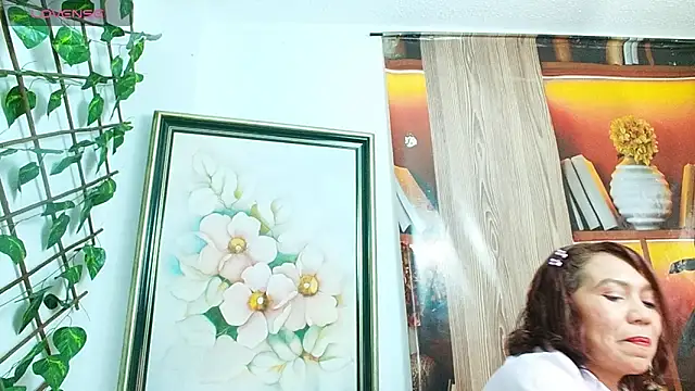 Snapshot of dannamomcerrat chatting on September 14, 8:41 pm dannamomcerrat online show from September 14, 8:41 pm