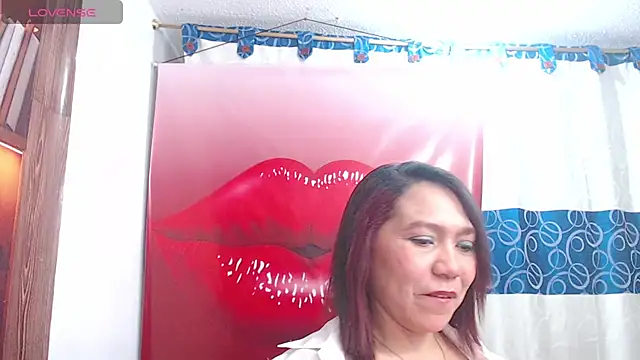 Snapshot of dannamomcerrat chatting on November 7, 11:49 pm dannamomcerrat online show from November 7, 11:49 pm