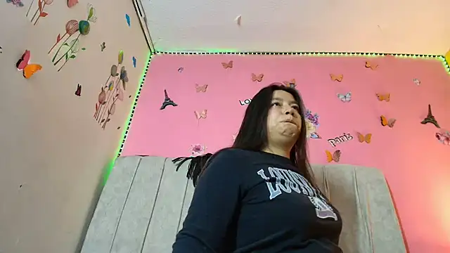 Snapshot of monickhot303av chatting on March 21, 3:44 am monickhot303av online show from March 21, 3:44 am