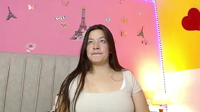 Snapshot of monickhot303av chatting on October 9, 3:26 am monickhot303av online show from October 9, 3:26 am