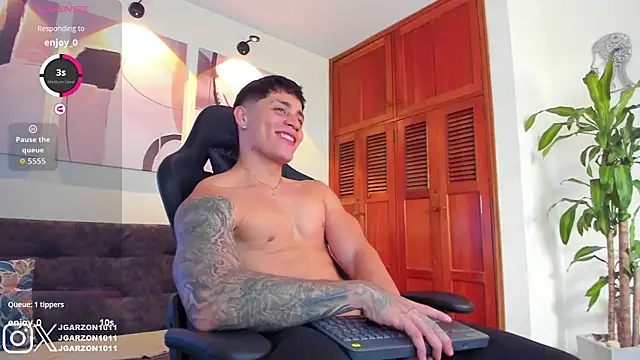  joansoto online show from September 15, 2:17 pm