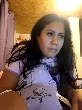 KasiaVenus  online show from December 14, 4:45 am