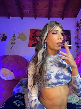 Snapshot of Alexa_Chanell_Oficial chatting on October 31, 2:23 am Alexa Chanell Oficial online show from October 31, 2:23 am