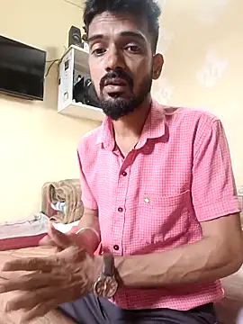 Snapshot of saggy1218 chatting on November 4, 8:57 am saggy1218 online show from November 4, 8:57 am