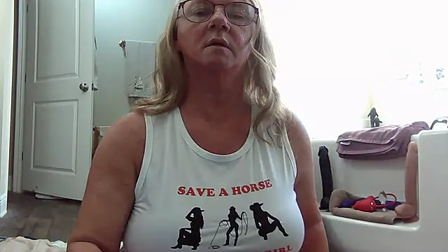 Lollipoplover52 online show from December 6, 9:46 pm