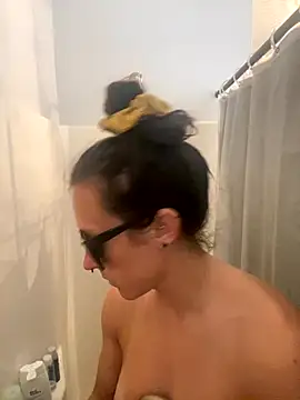 mrs  unknown online show from September 26, 10:58 pm