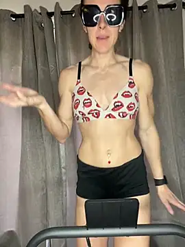 Snapshot of mrs__unknown chatting on May 27, 4:59 pm mrs unknown online show from May 27, 4:59 pm