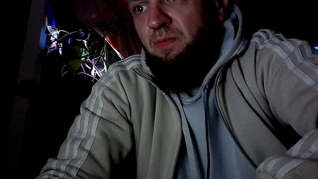 donhulio482 online show from March 15, 8:10 pm